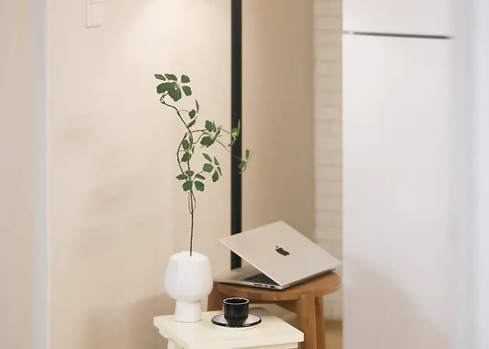 디어스테이대치 Dearstay Daechi *