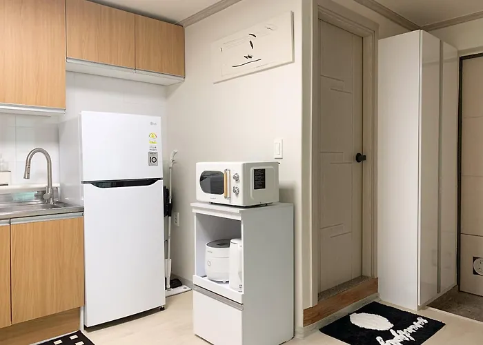 디어스테이대치 Dearstay Daechi Seoul